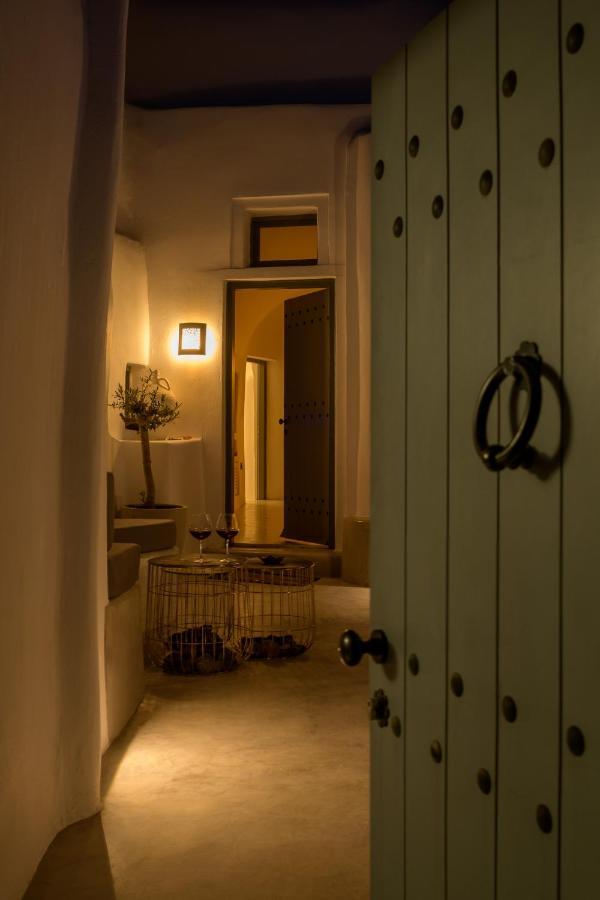 Mybozer Cave Villa Karterados  Zewnętrze zdjęcie